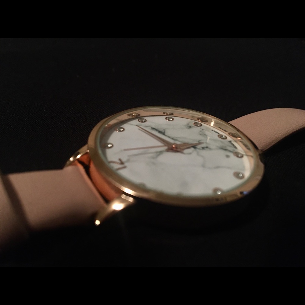 Rose gold marble watch